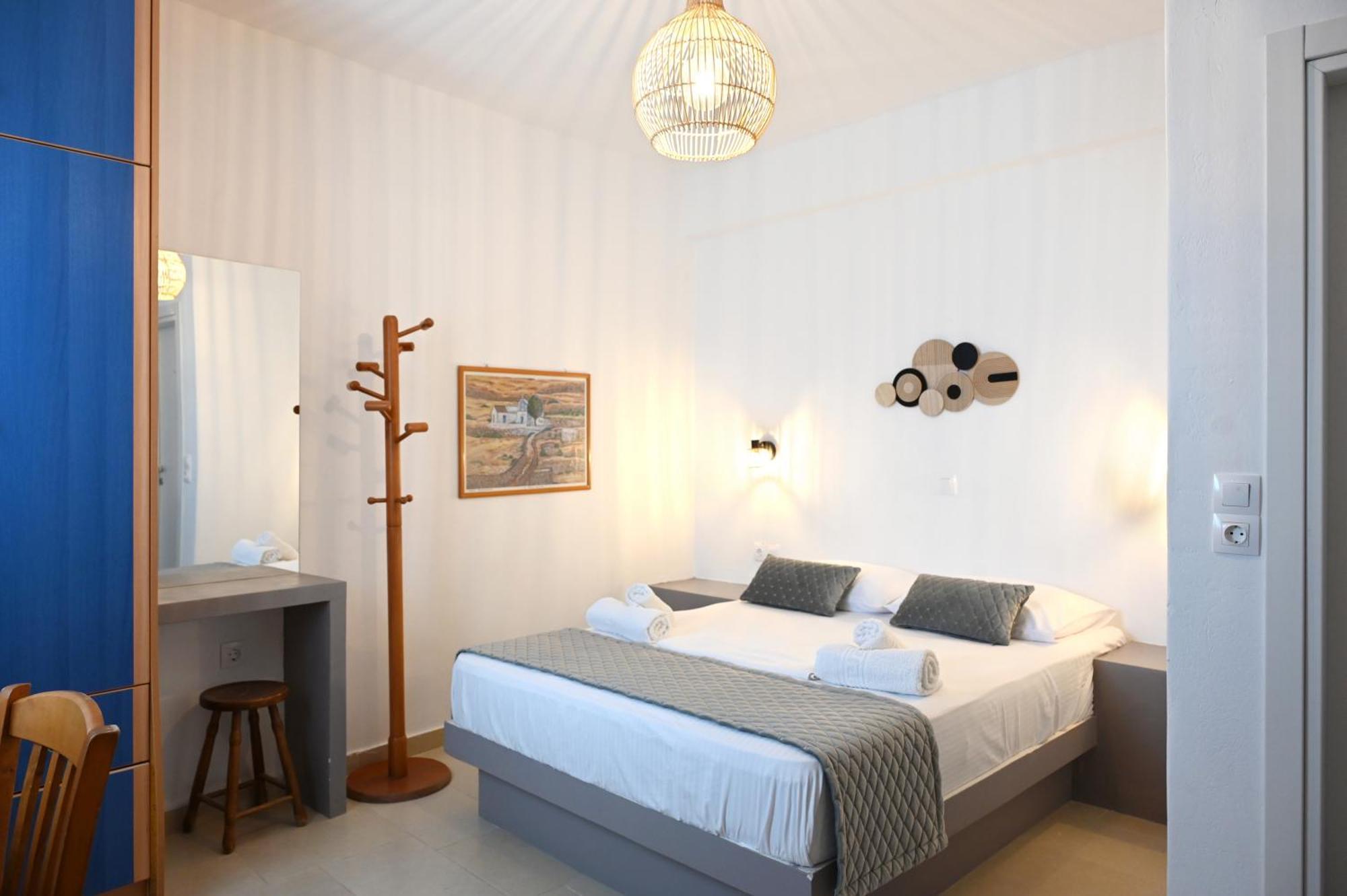 Oneiro Rooms Kythnos Kanala Exterior foto