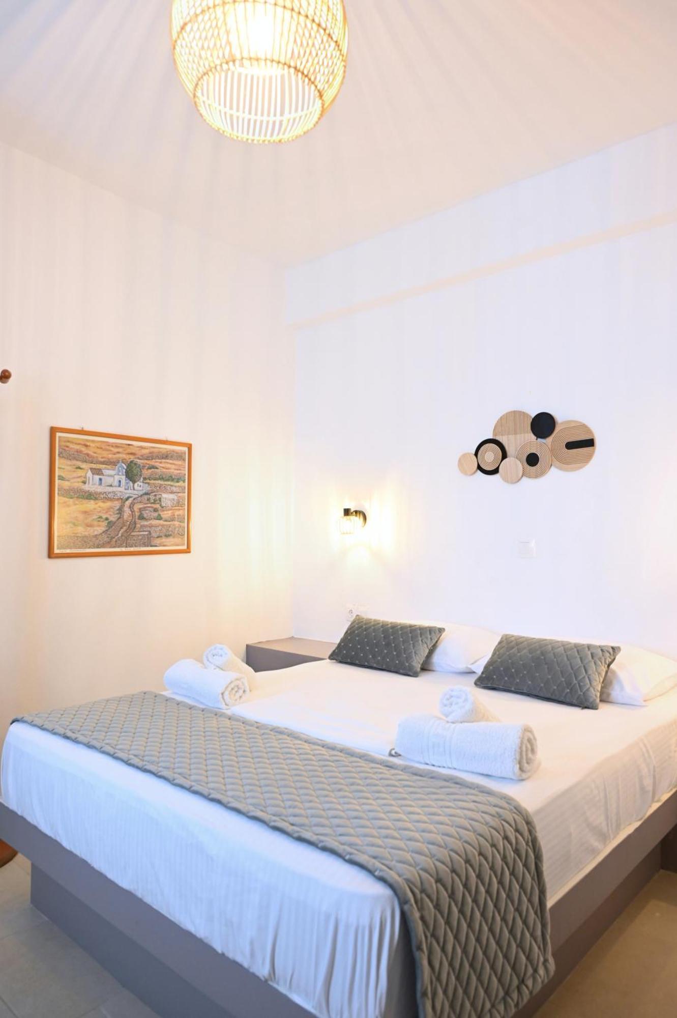 Oneiro Rooms Kythnos Kanala Exterior foto