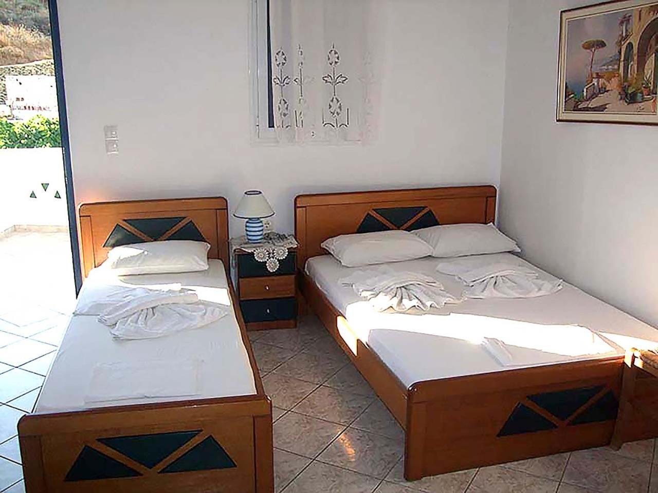 Oneiro Rooms Kythnos Kanala Zimmer foto